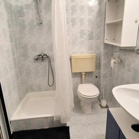 Sehic Lägenhet Krvavica